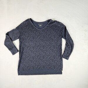 AE American Eagle Womens XS Long Sleeve Top Black Gray Leopard Print Oversized